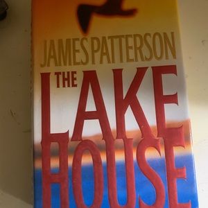 Book lake house